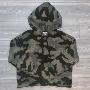 PINK Victoria’s Secret Sweater